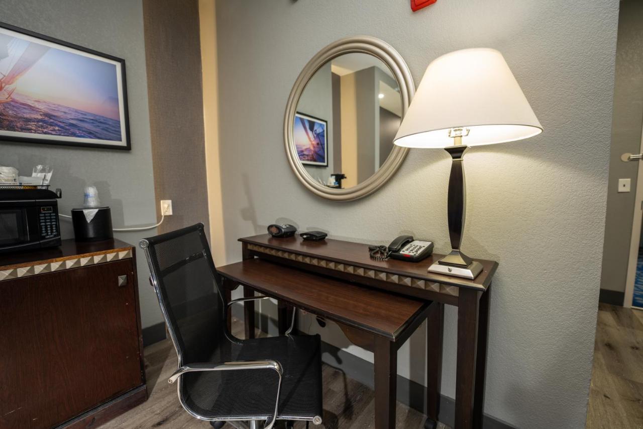 Comfort Suites Seabrook - Kemah Екстер'єр фото